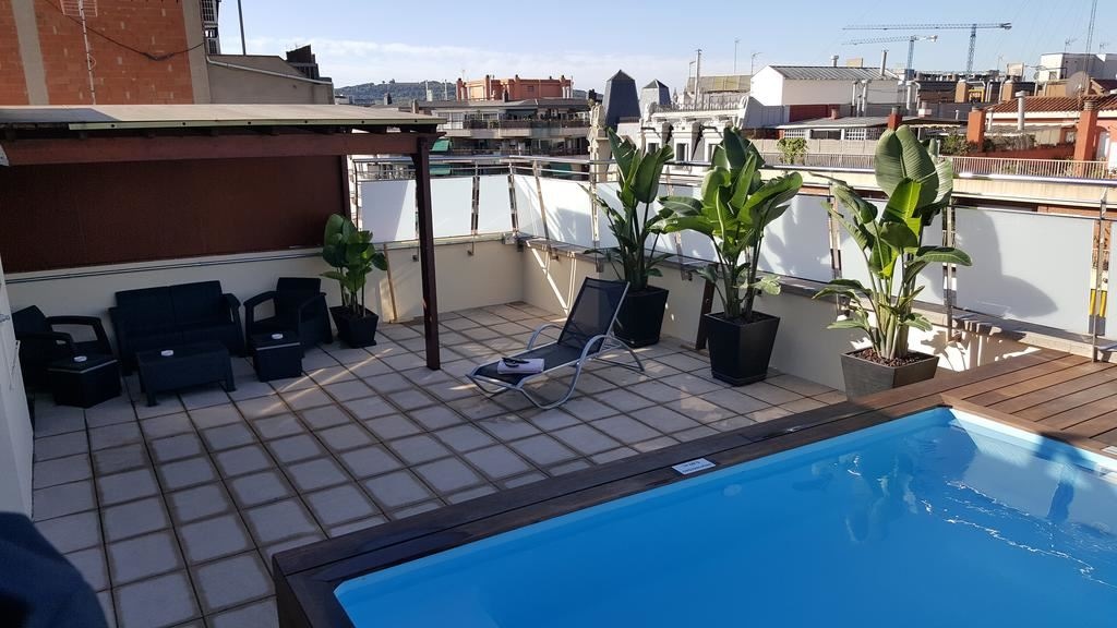 pools-outdoor-pool