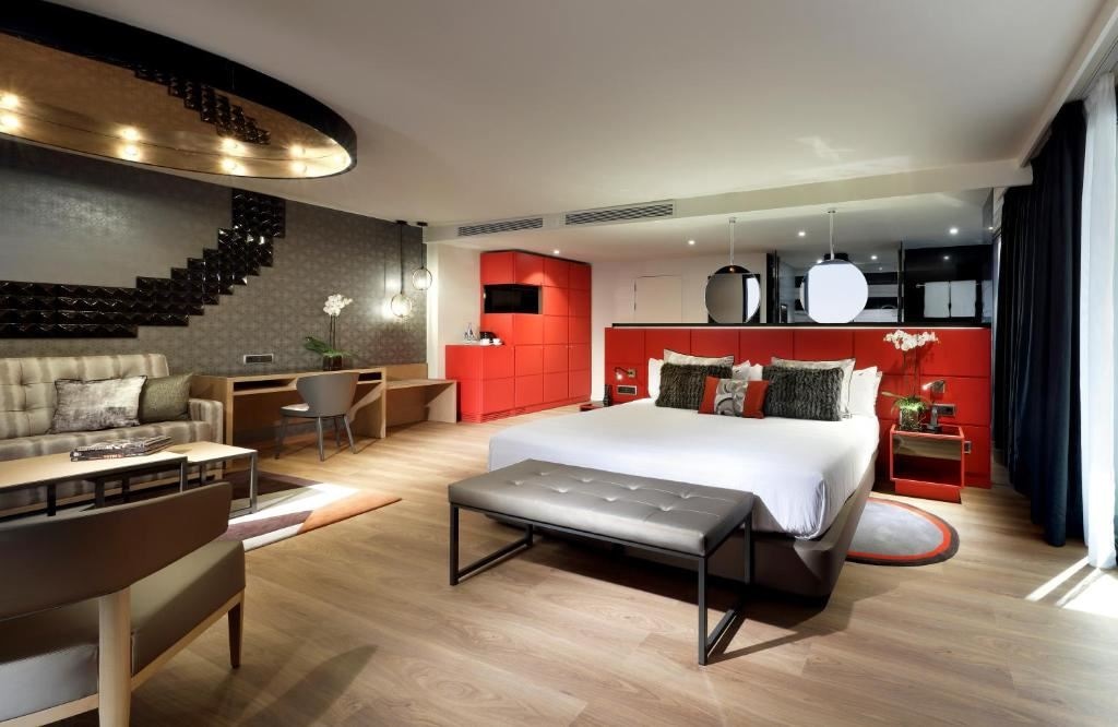 rooms-studio-suite-silver-balcony-or-terrace