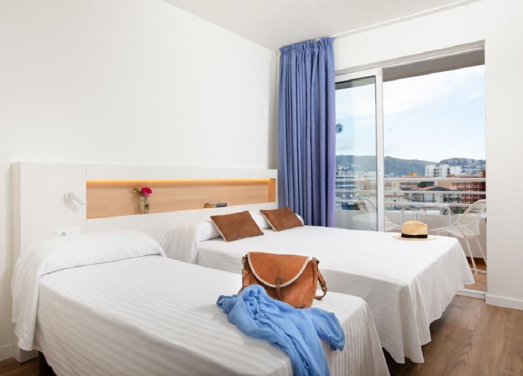 rooms-double-room