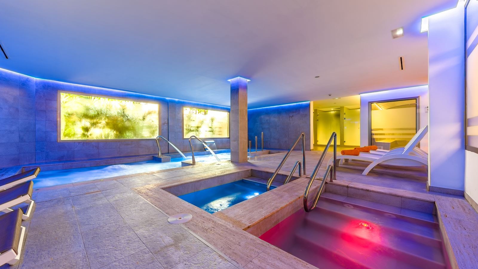 pools-indoor-pool