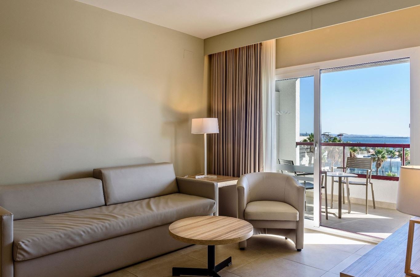 rooms-suite