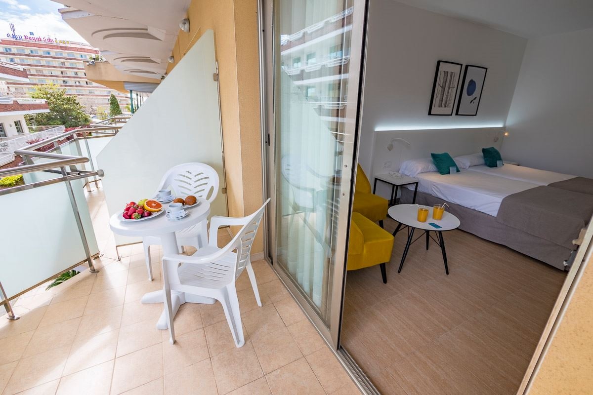 rooms-premium-room