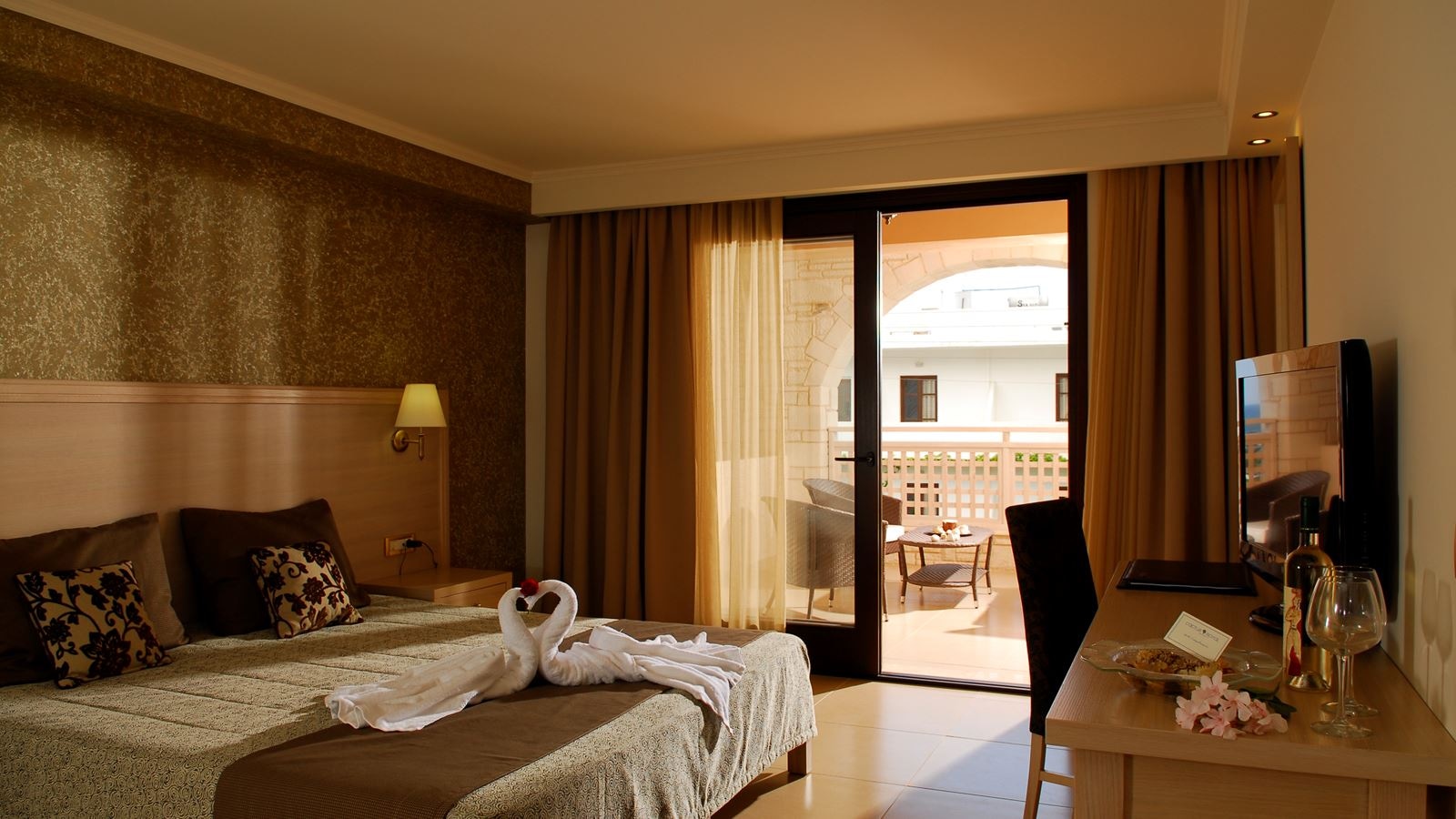 rooms-room-superior-double-balcony-or-terrace