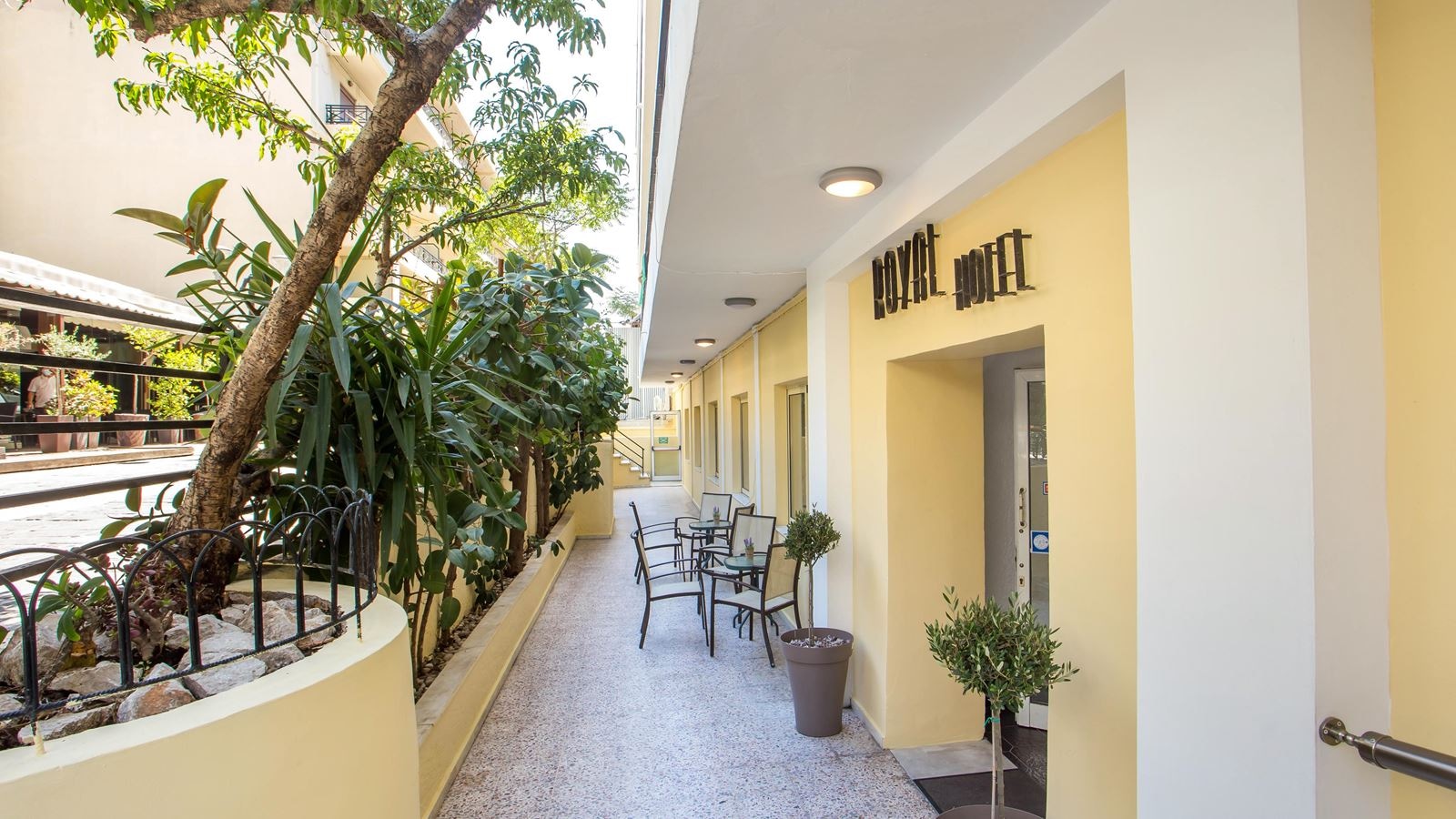 general-main-building