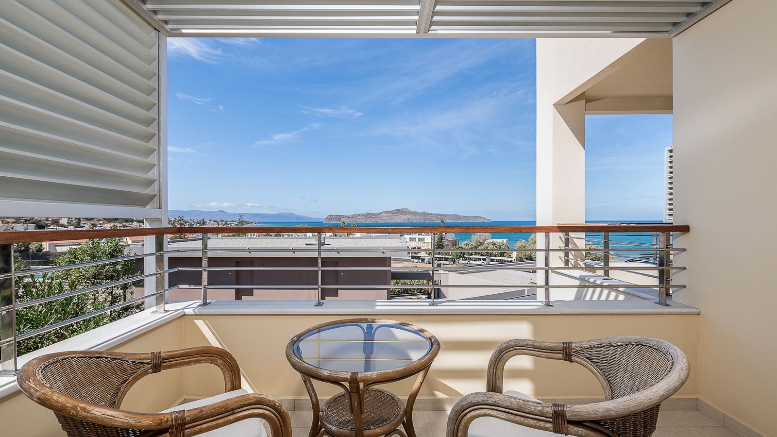 rooms-sea-view-room