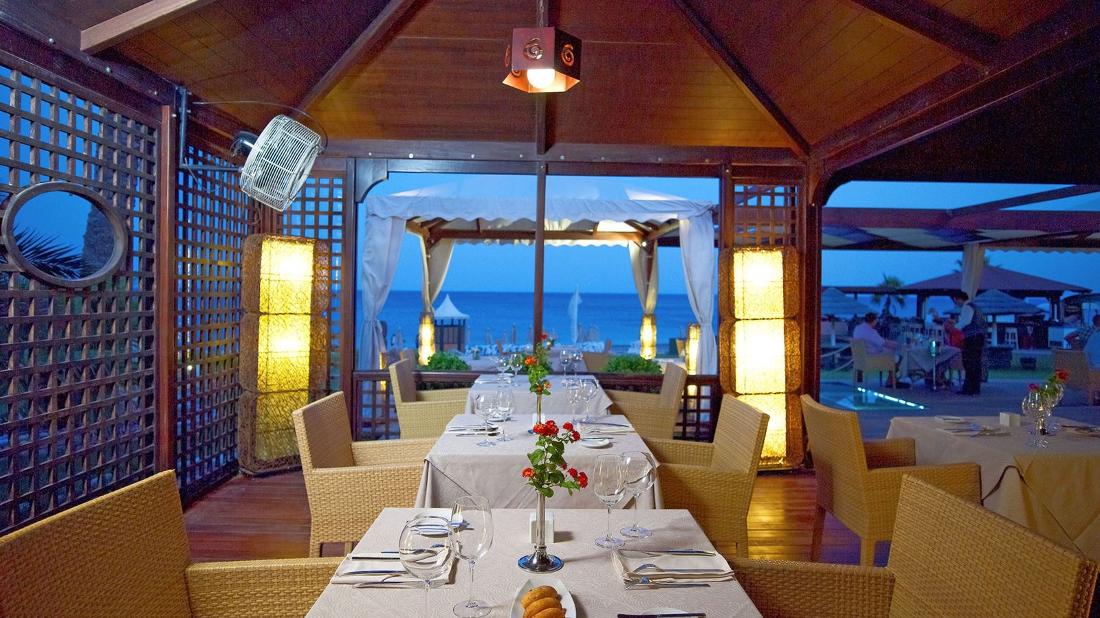 restaurants-thalassa