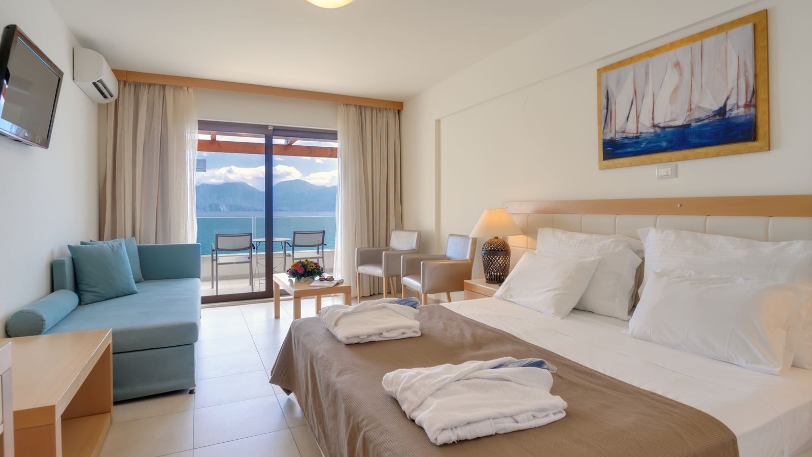 rooms-frontal-deluxe