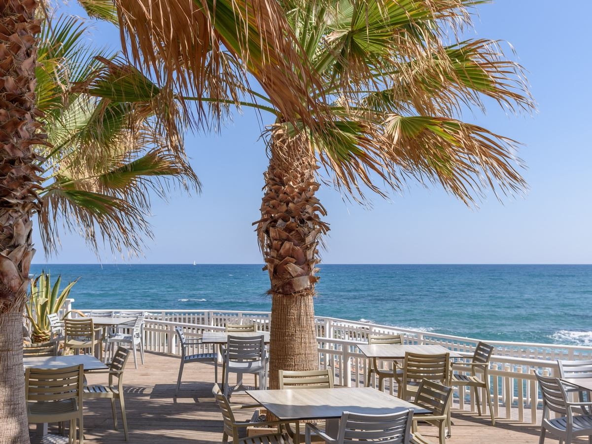 restaurants-blue-star-beach-snack-bar
