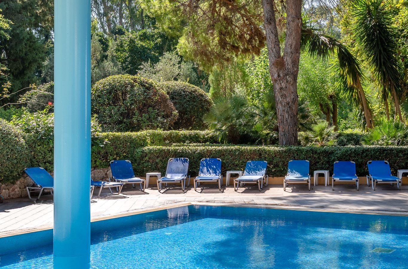 pools-outdoor-pool