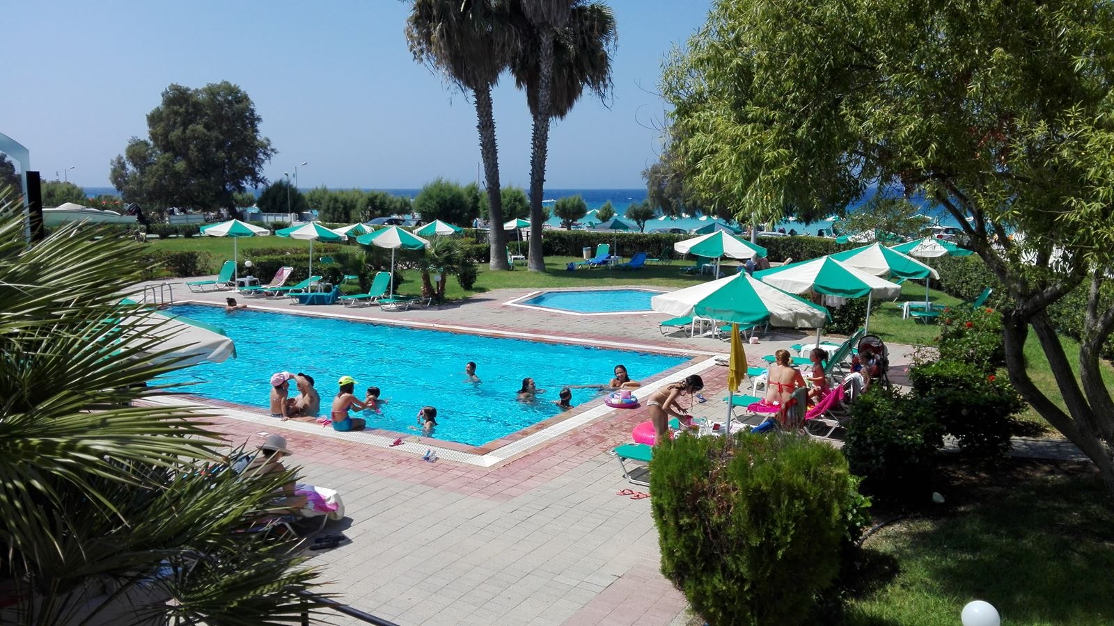 pools-outdoor-pool