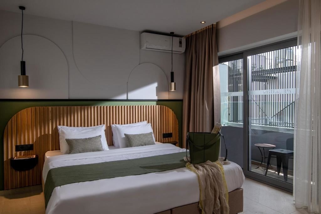 rooms-town-view