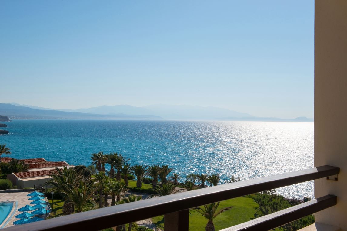 rooms-room-double-sea-view-priority-location