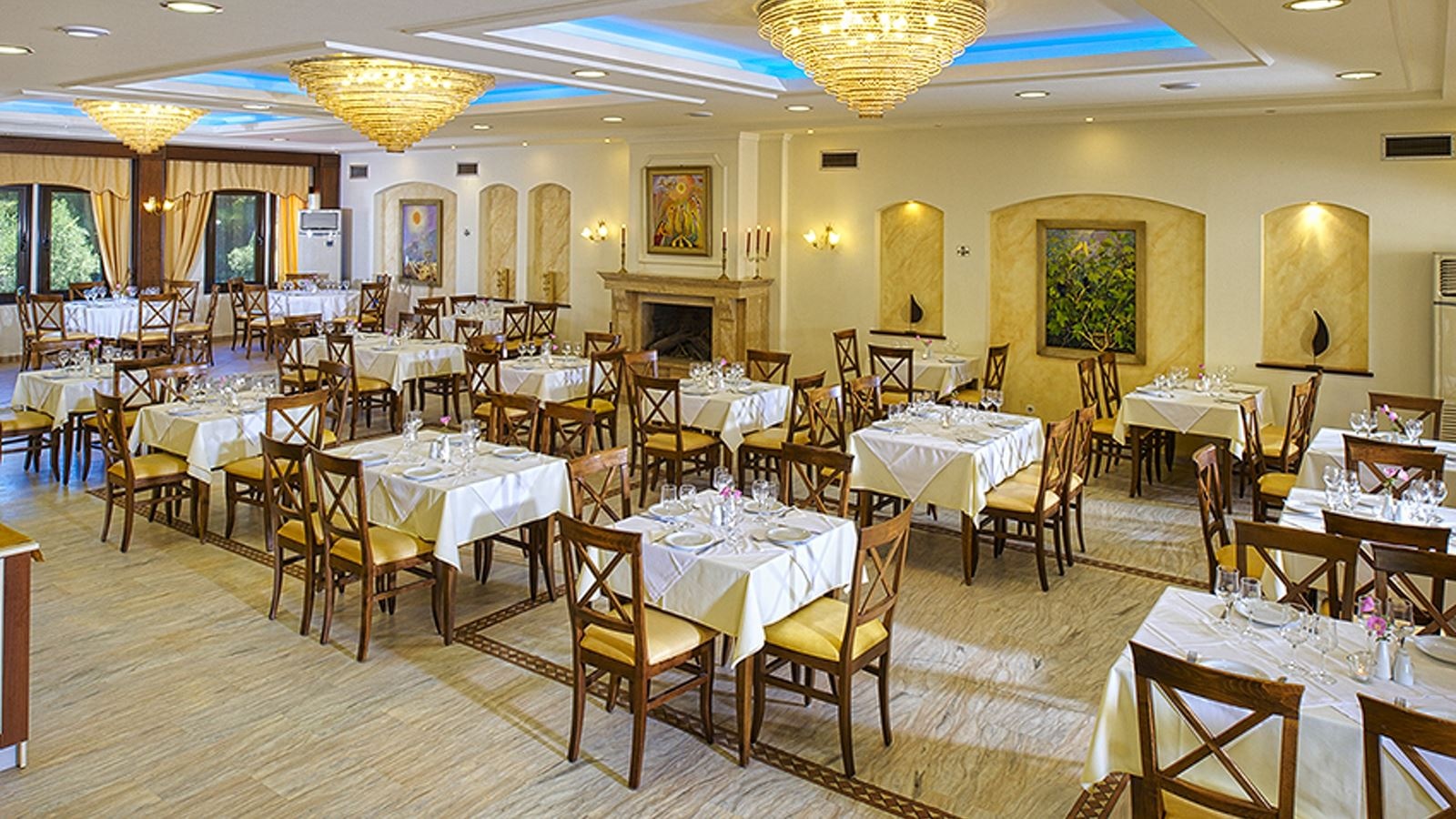 restaurants-restaurants