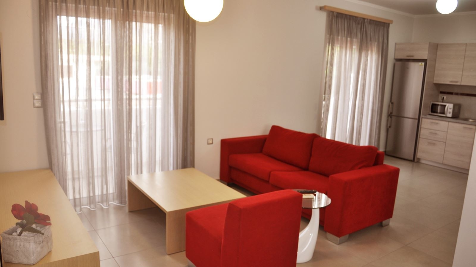 rooms-2-bedroom-seapool-view