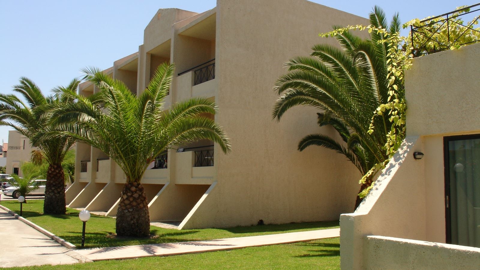 general-main-building