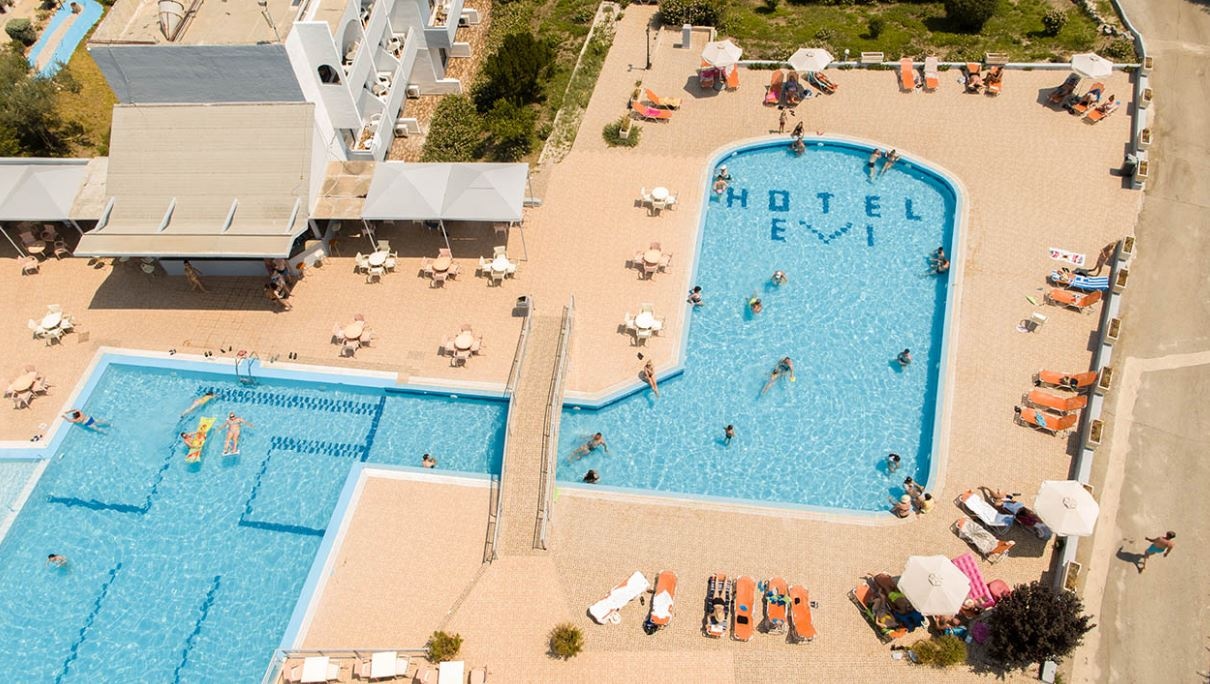 pools-outdoor-pool