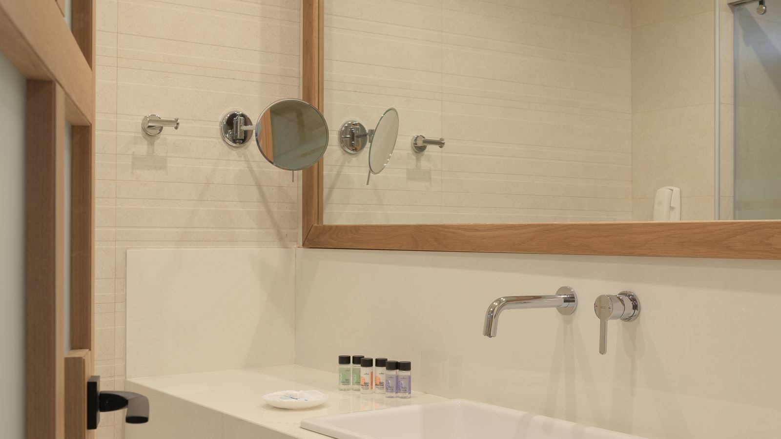 rooms-double-room-with-sea-view