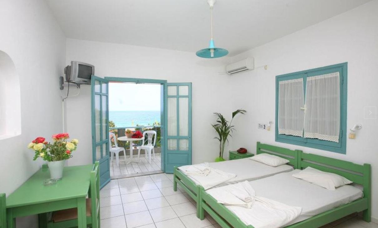 rooms-studio-standard-double-balcony-or-terrace