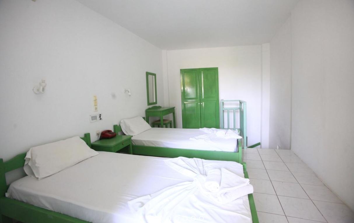 rooms-maisonette-standard-triple-balcony-or-terrace