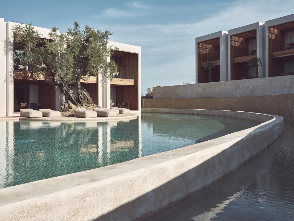 pools-pools