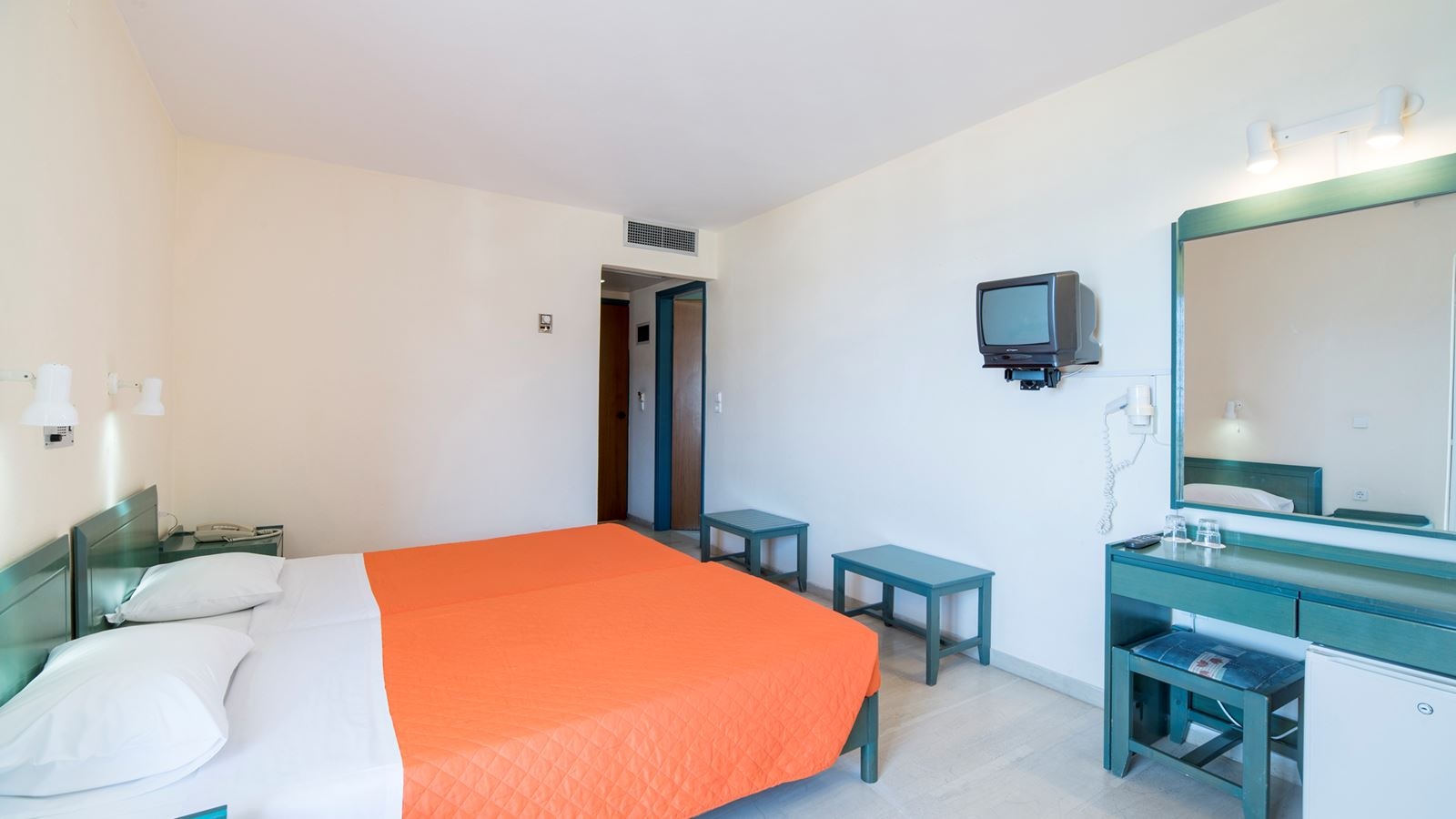 rooms-double-standard-room