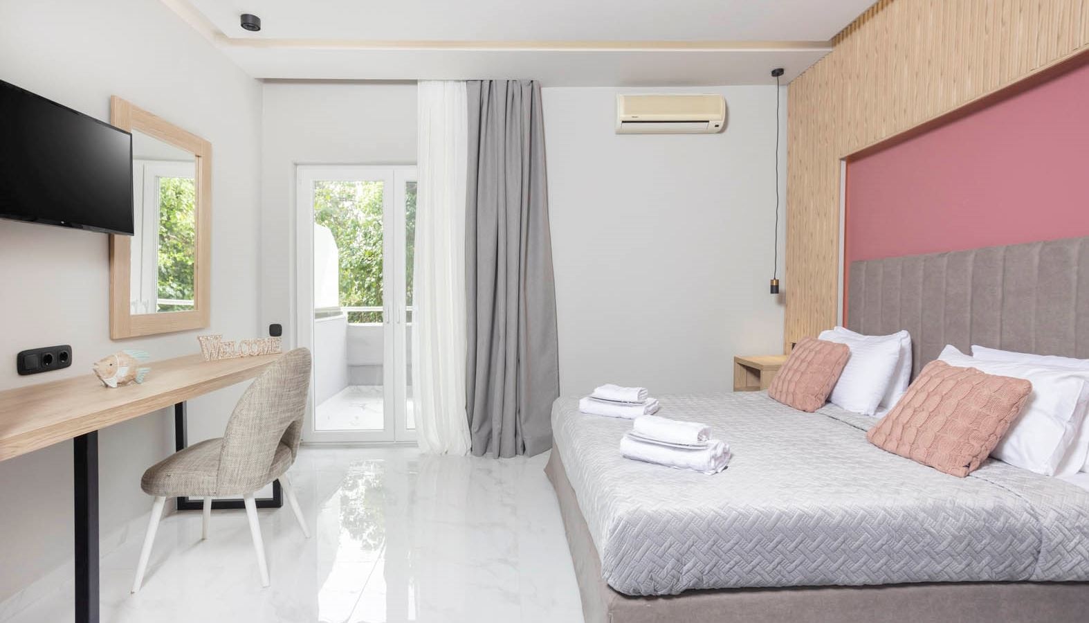 rooms-grande-superior-with-garden-view