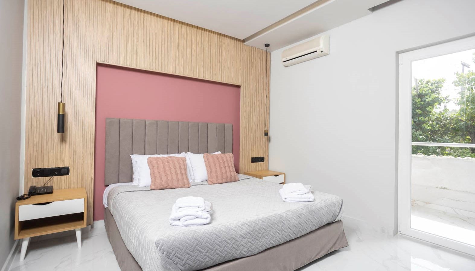 rooms-grande-superior-with-garden-view