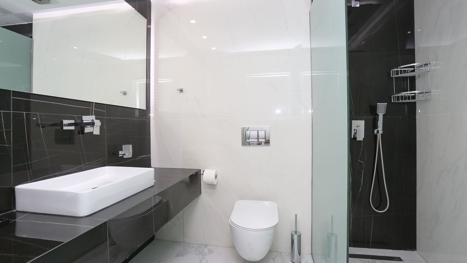 rooms-deluxe-room-with-pool-view