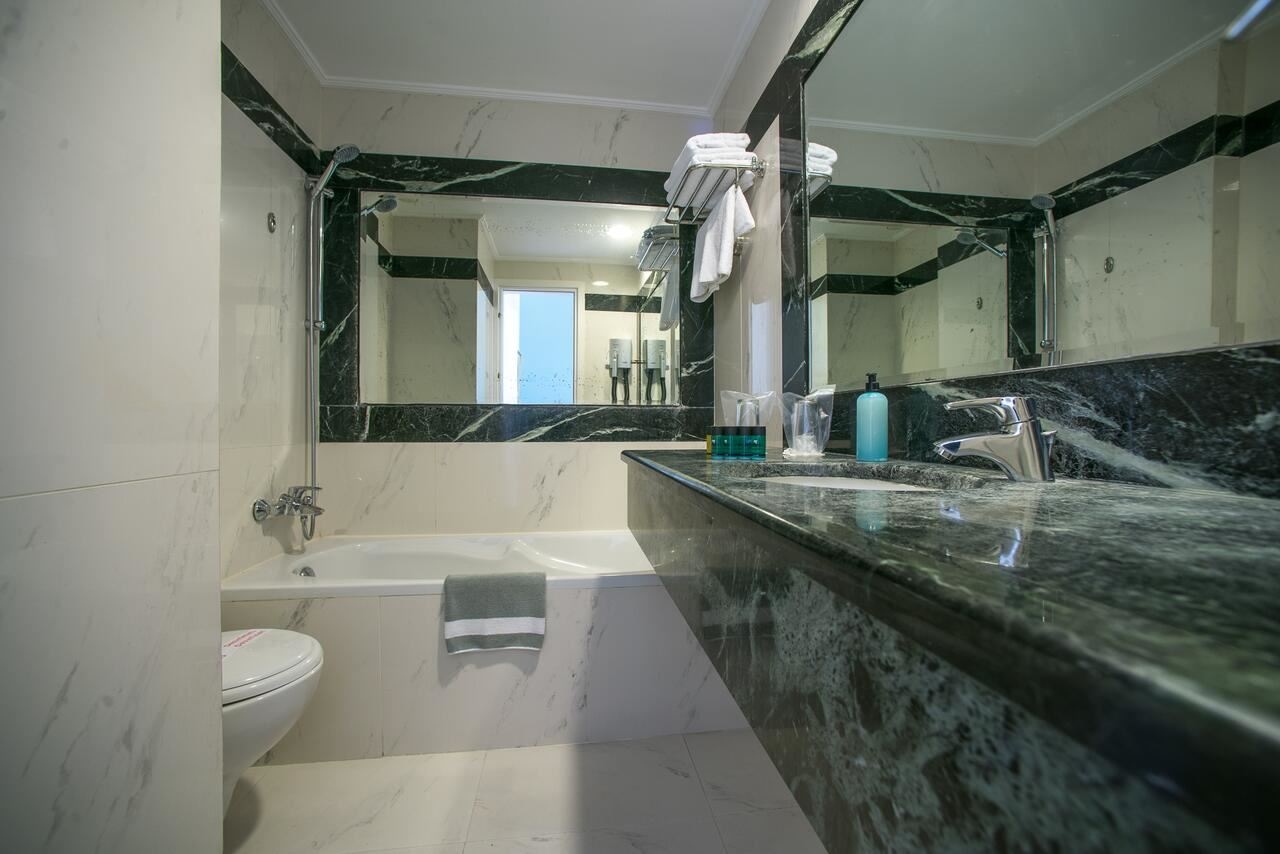 rooms-superior-room-with-sea-view