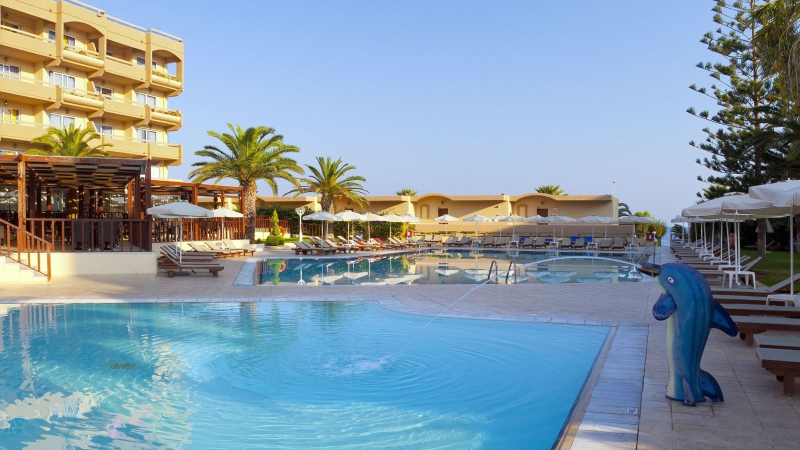 pools-outdoor-pool
