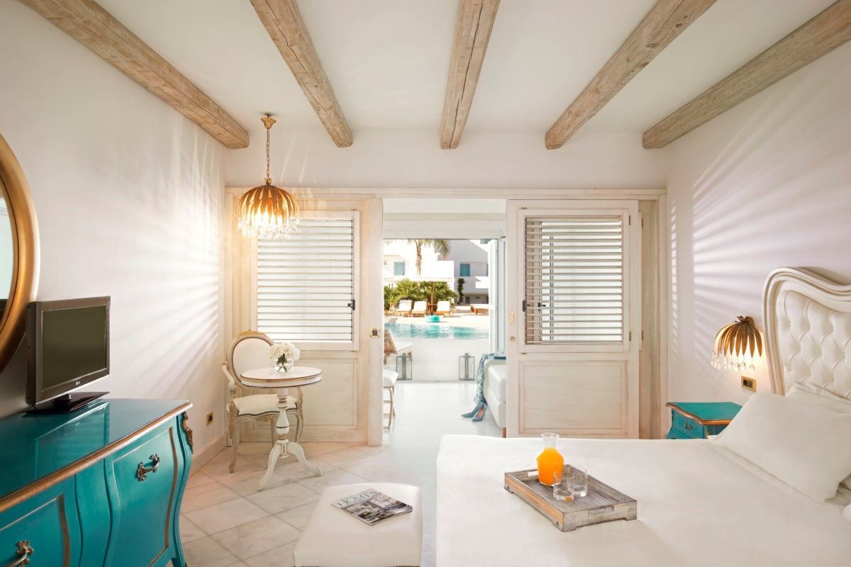 rooms-bungalow-family-sharing-pool