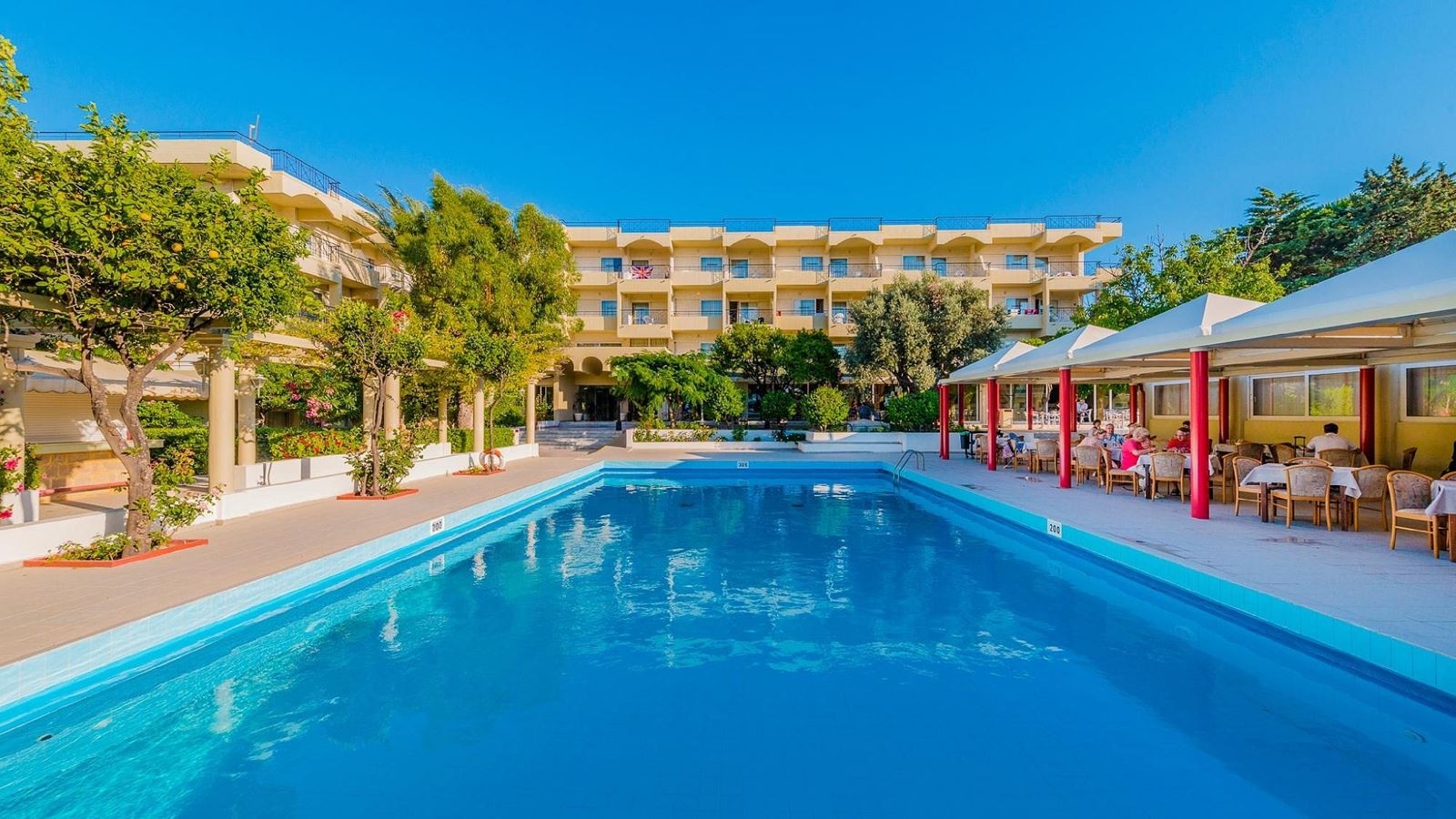 pools-outdoor-pool
