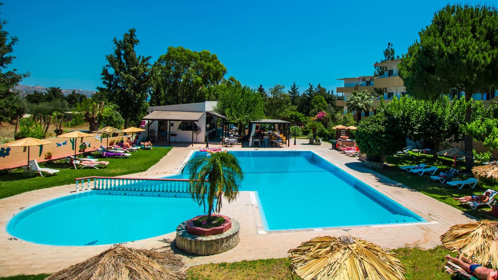 pools-outdoor-pool