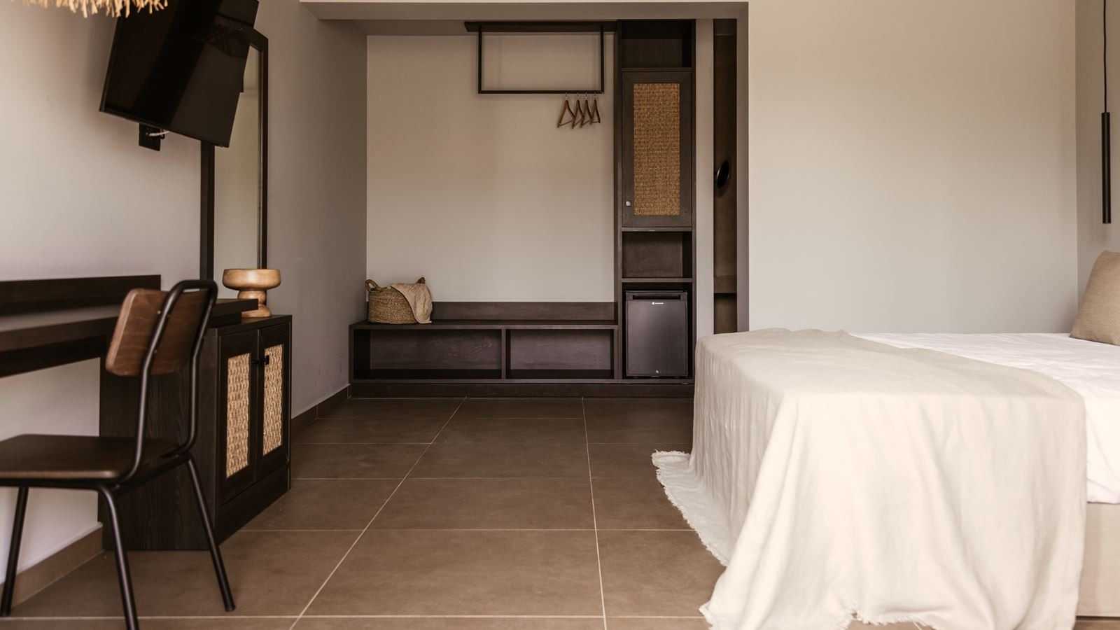 rooms-classic-triple-garden-view