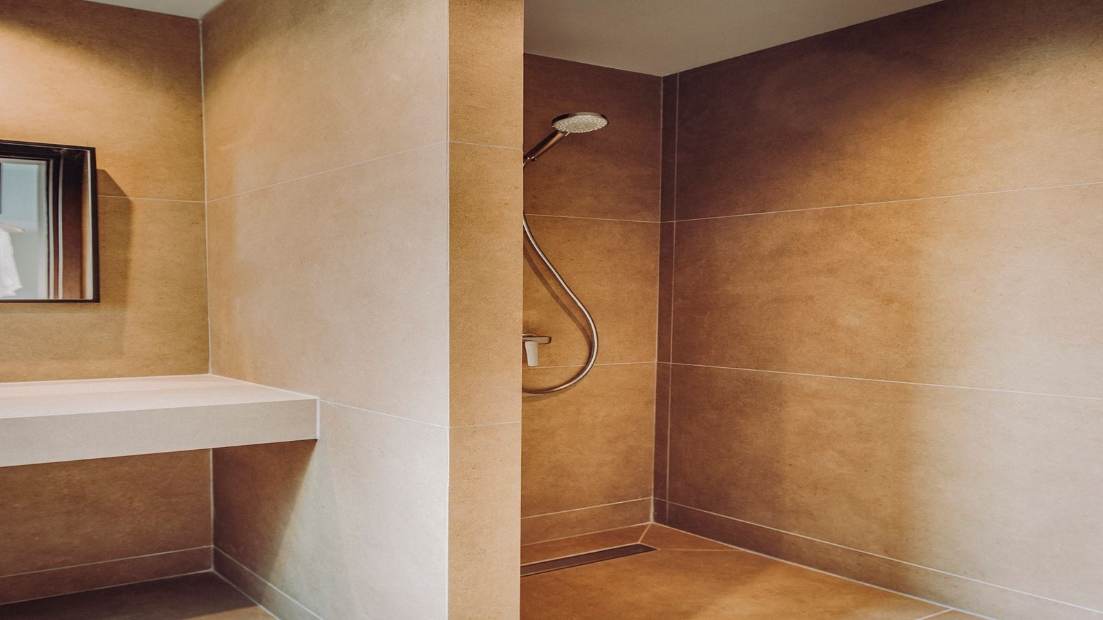 rooms-classic-triple-garden-view