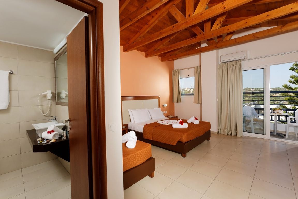 rooms-superior-plus-luxury-triple-room