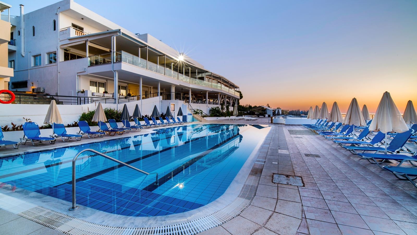 pools-outdoor-pool
