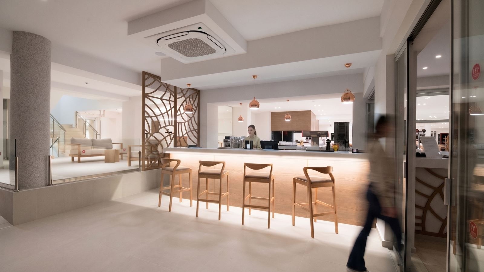 bars-lobby