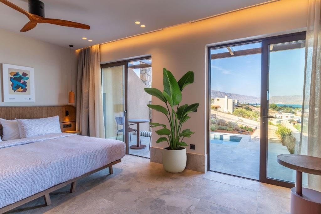 rooms-loft-plunge-pool-sea-view
