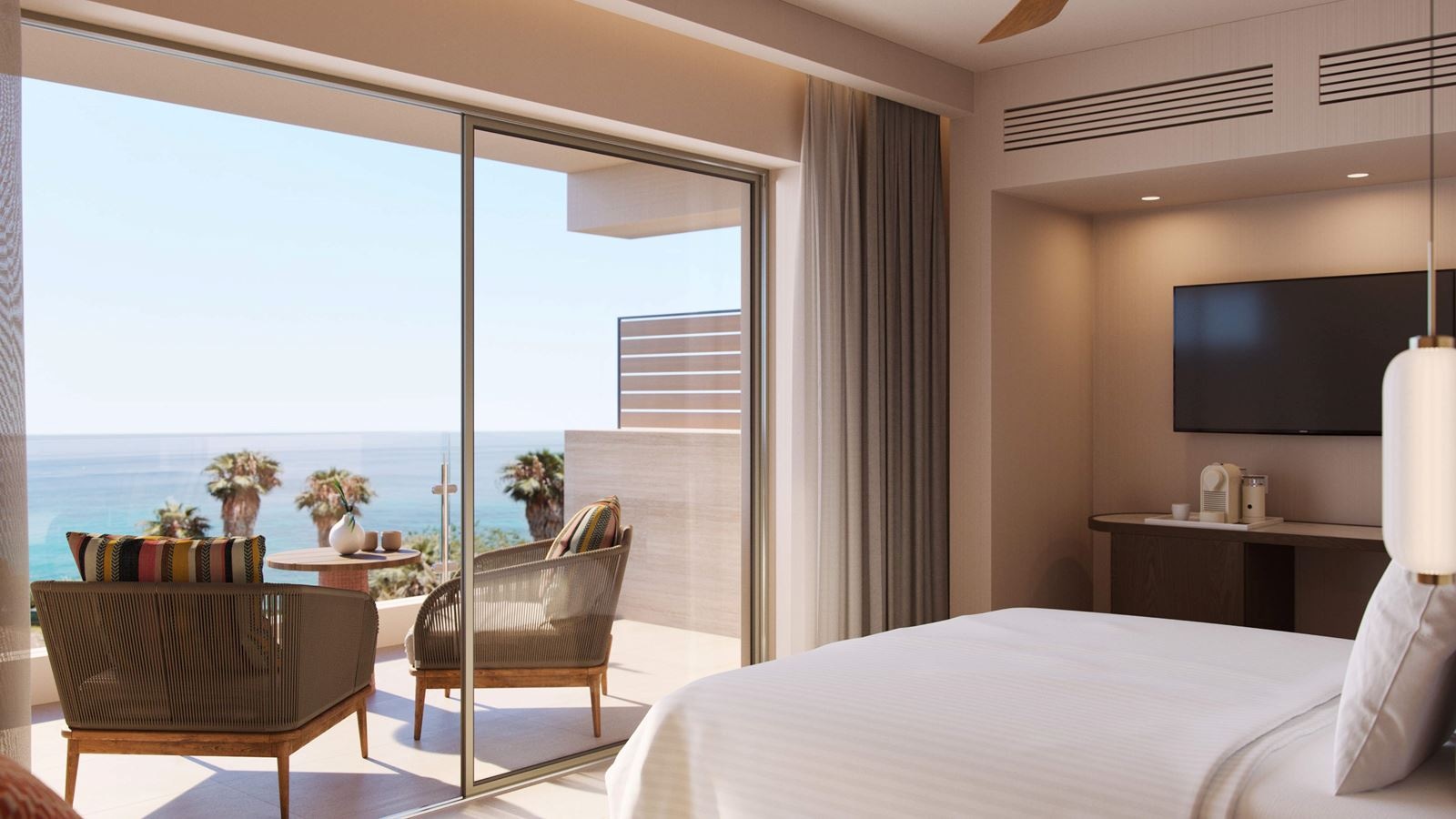 rooms-deluxe-double-room-front-seaview