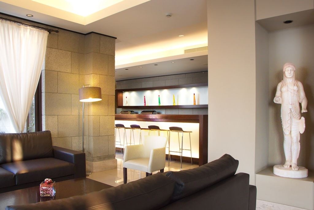 bars-lobby-bar