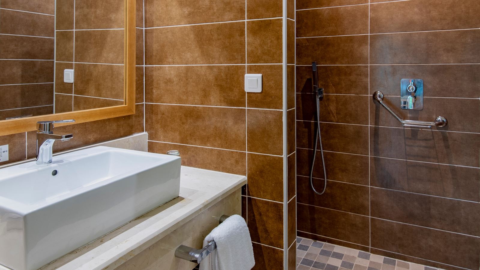 rooms-premium-room