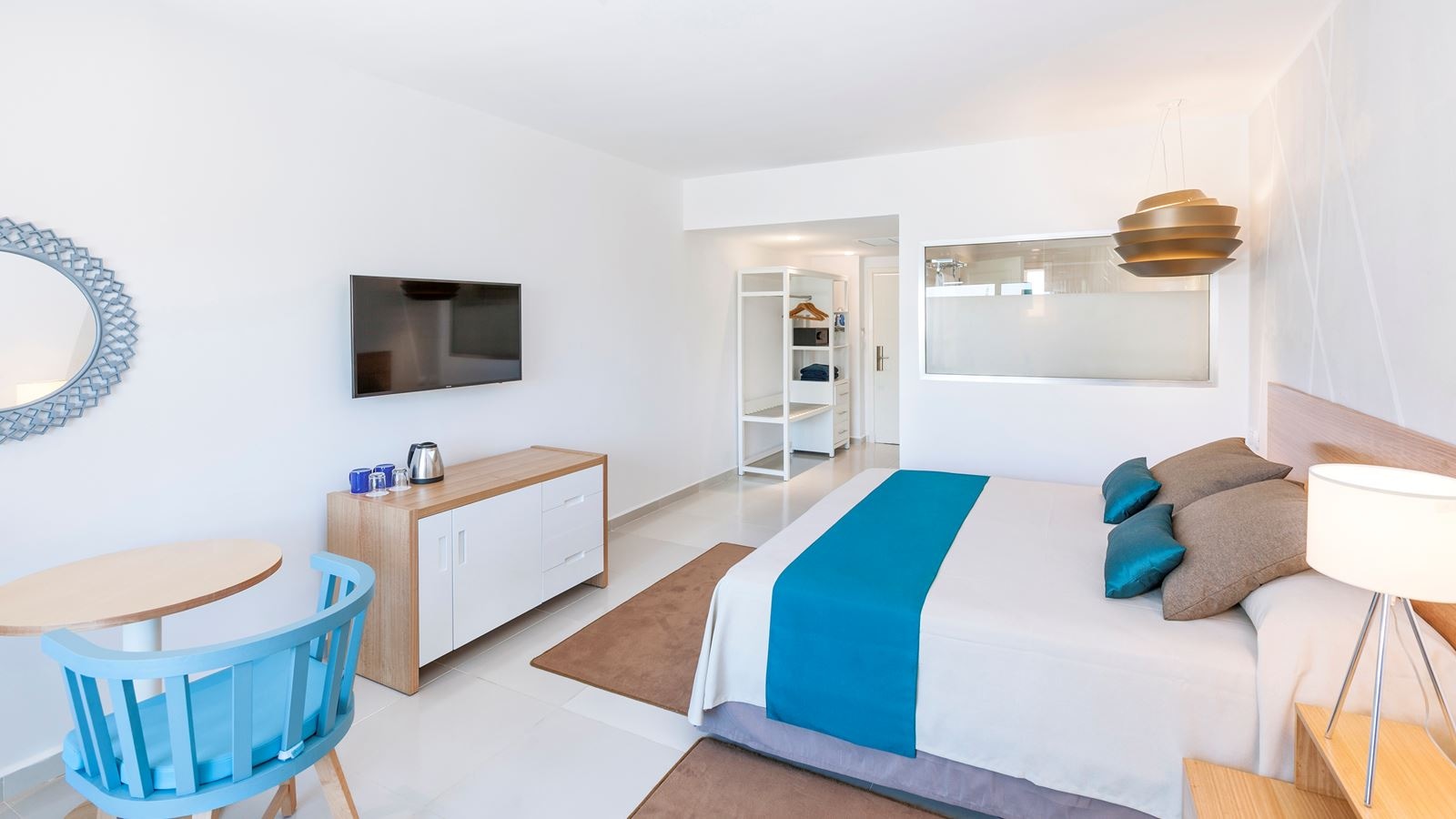 rooms-superior-room