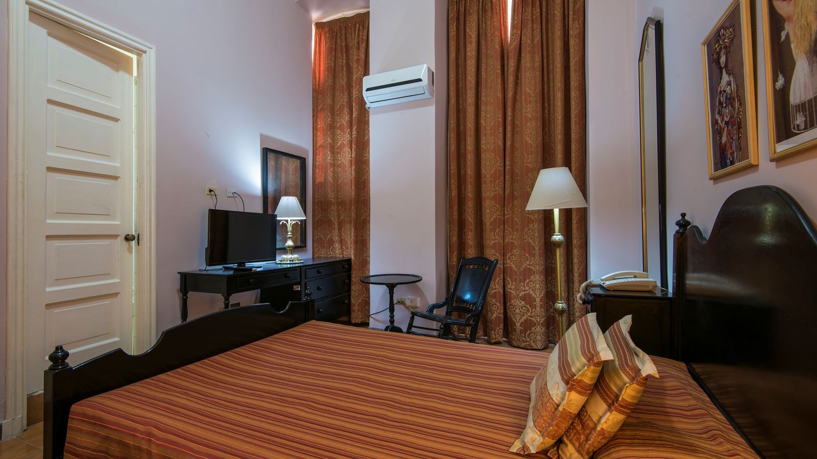 rooms-standard-room