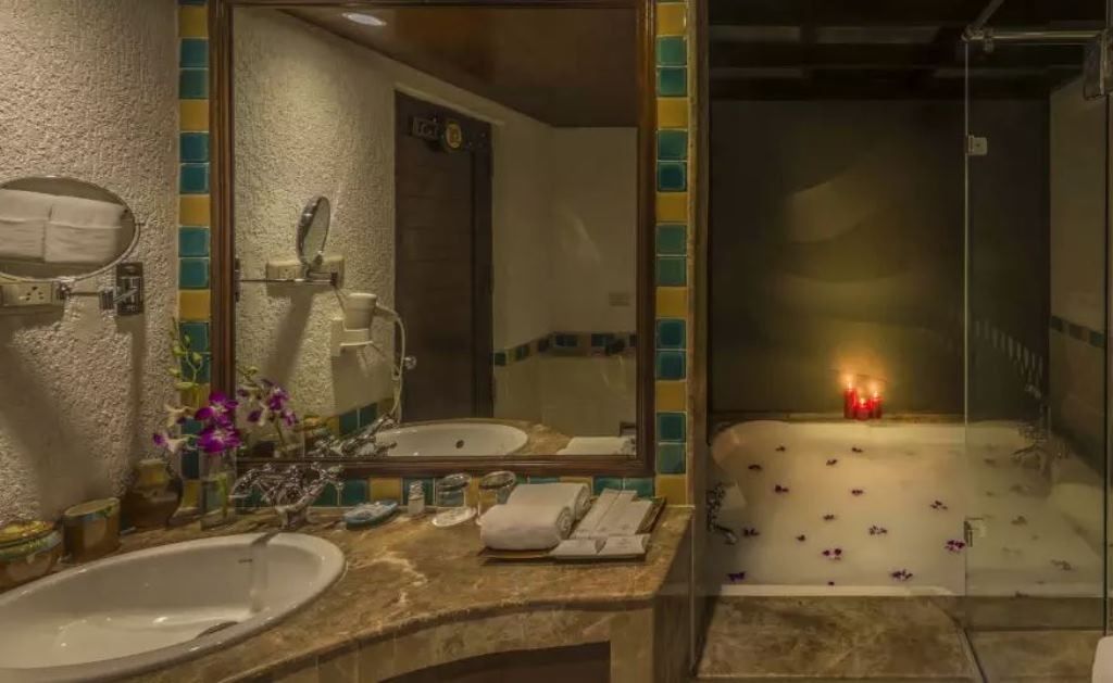 rooms-suite