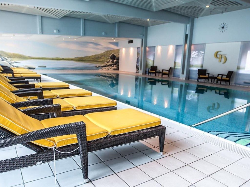 pools-indoor-pool