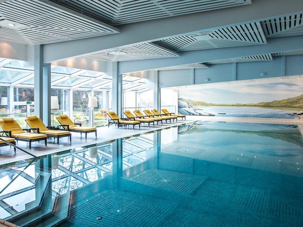 pools-indoor-pool