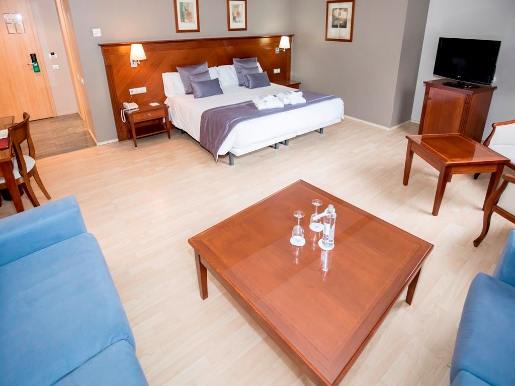 rooms-junior-suite
