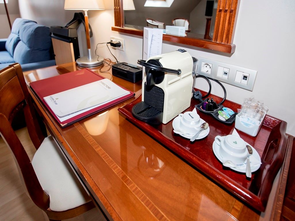rooms-junior-suite