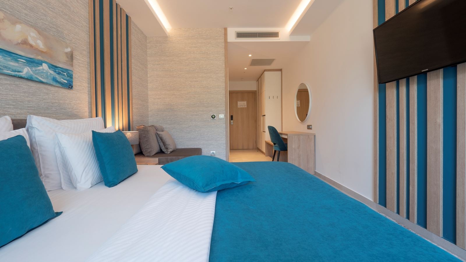 rooms-superior-room
